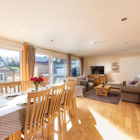 Lodge 40, Retallack Resort & Spa St Columb Major Dış mekan fotoğraf