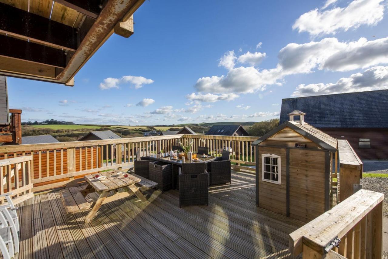 Lodge 40, Retallack Resort & Spa St Columb Major Dış mekan fotoğraf