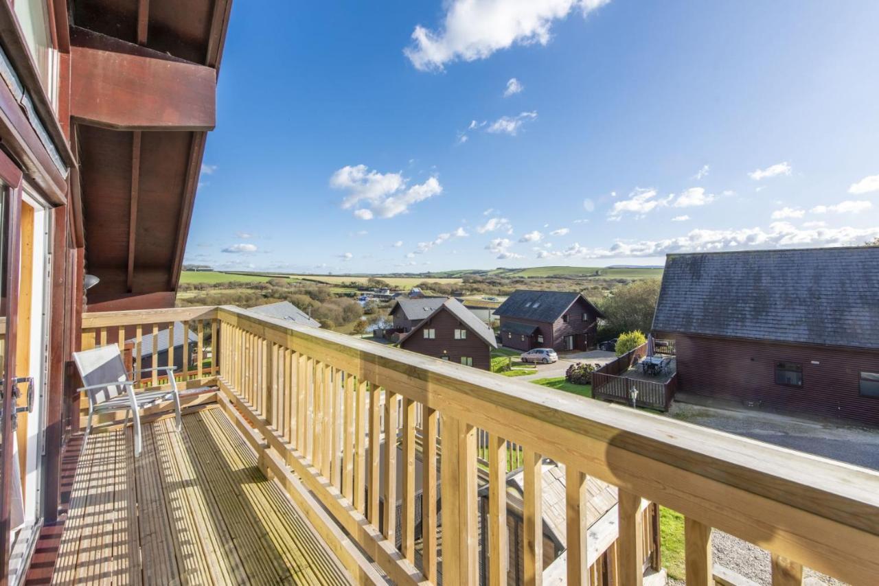 Lodge 40, Retallack Resort & Spa St Columb Major Dış mekan fotoğraf